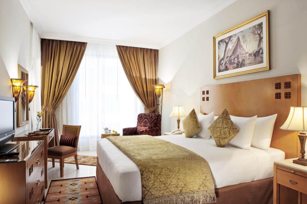 Mercure Hotel Apartments Dubai Barsha Heights Exterior photo