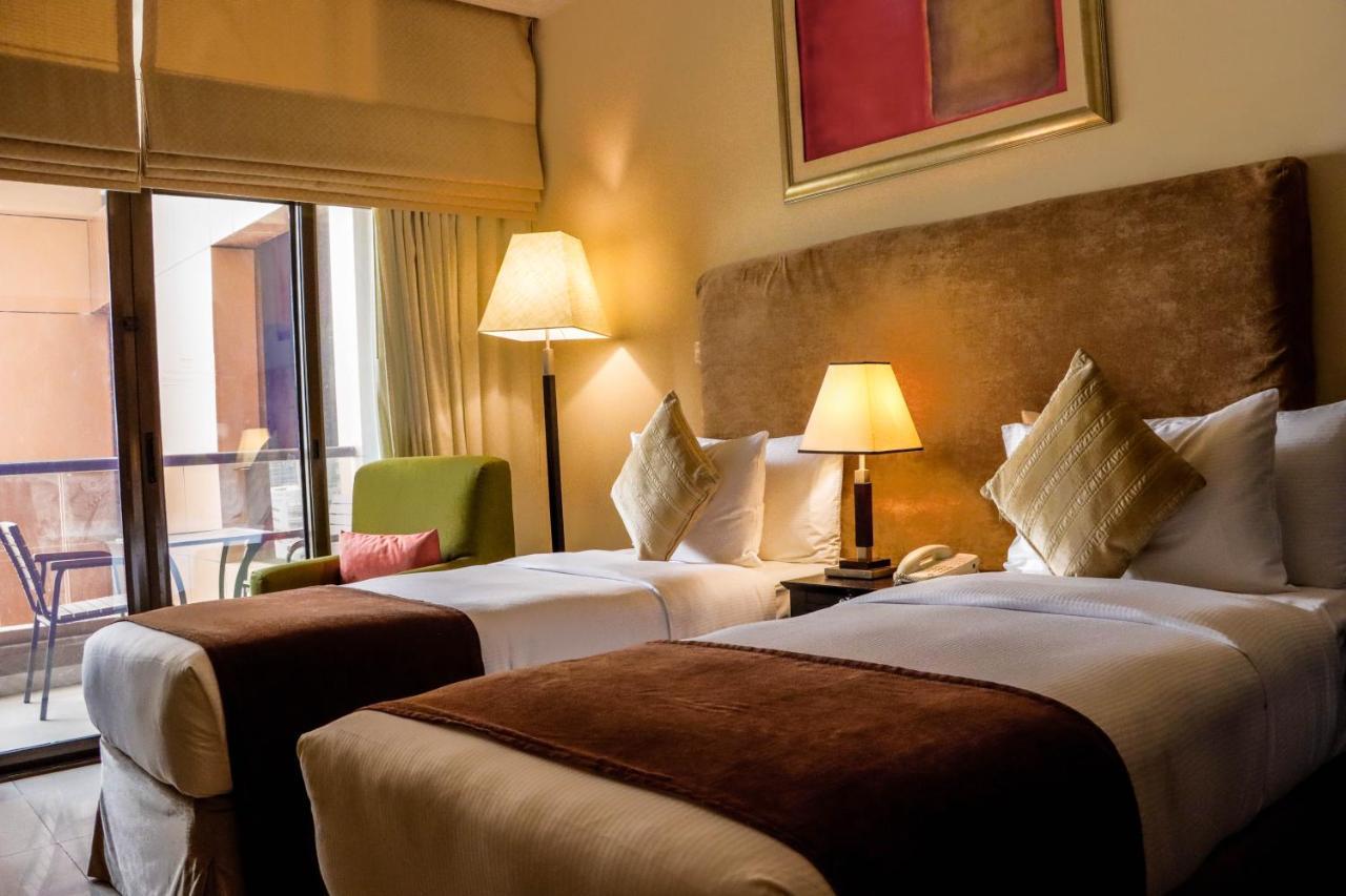 Mercure Hotel Apartments Dubai Barsha Heights Exterior photo