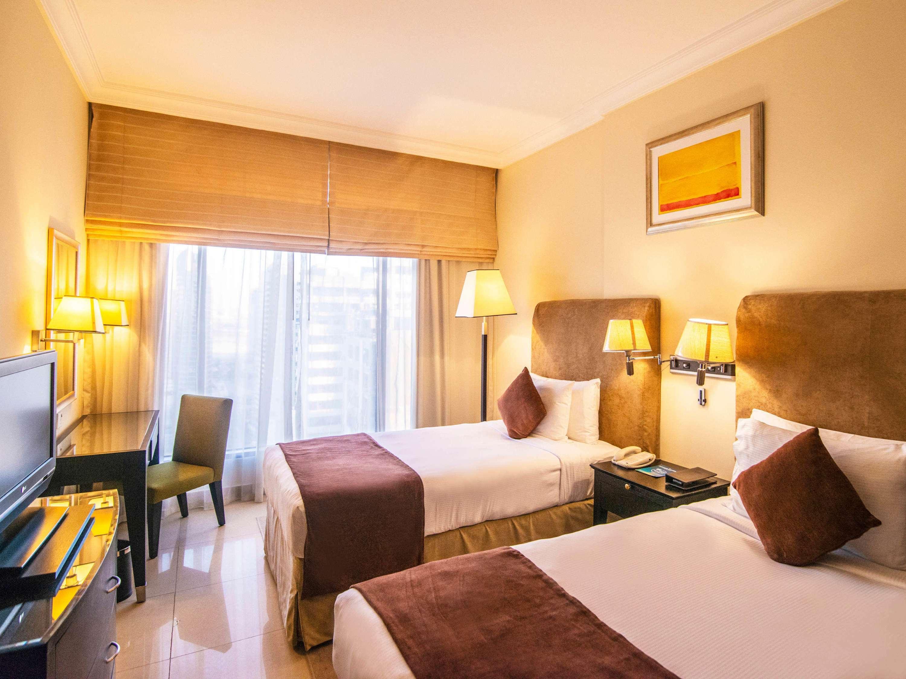 Mercure Hotel Apartments Dubai Barsha Heights Exterior photo