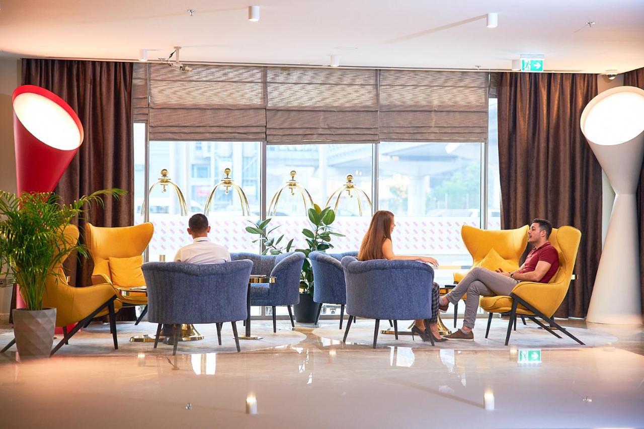 Mercure Hotel Apartments Dubai Barsha Heights Exterior photo